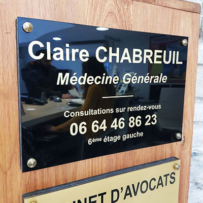 Plaque professionnelle médecin Grenoble